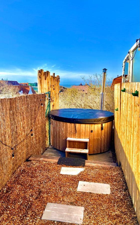 Villa Friedolin Heeft Zicht Op Zee En Duinen, In Duinenreservaat, Hot Tub Met Jacuzzi En Sauna Met Zeezichten Te Oostduinkerke Bagian luar foto